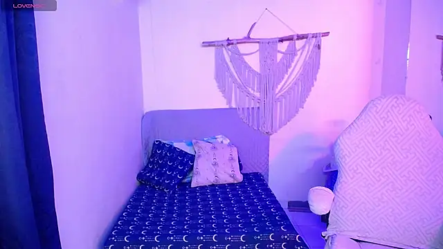 Jully_dreams webcam