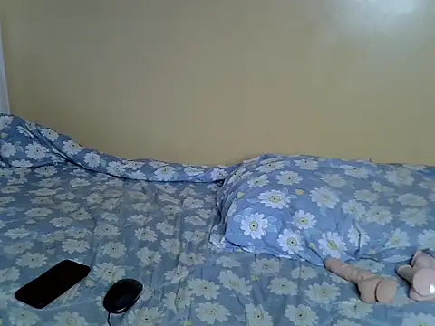 PetitePeachyy webcam