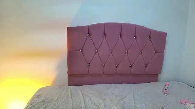 Valery_Velvet webcam
