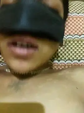 Rayi_Hot_4 webcam