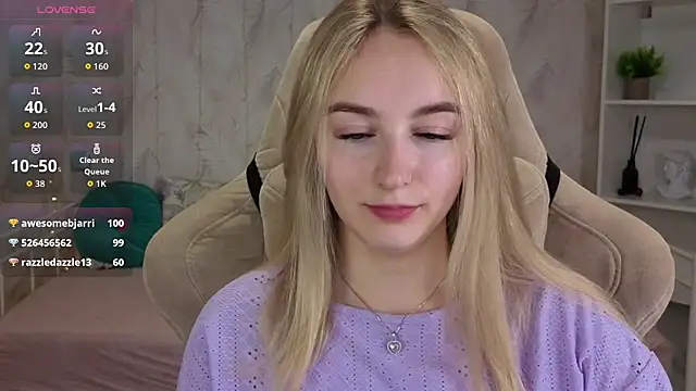 Shy_Polly webcam