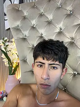 AndyJustgame_ webcam