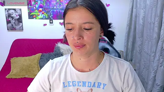 Lucia_evans22 webcam