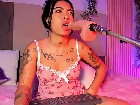 Saahra webcam