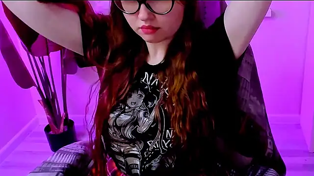 CarolGiggly webcam