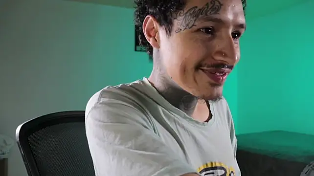 trieone webcam