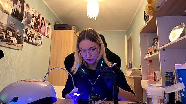 SoniaKotts webcam
