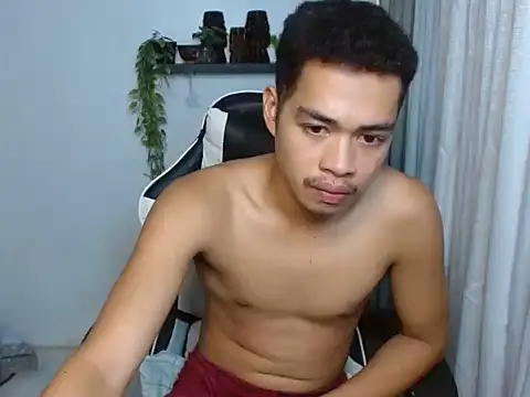 curlyasian_njxx webcam