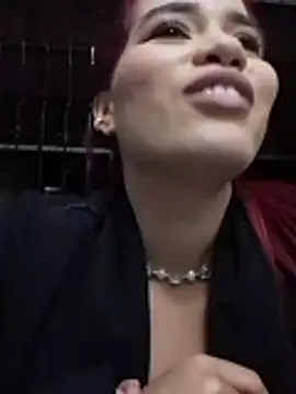 KaseyRosse live cam on StripChat