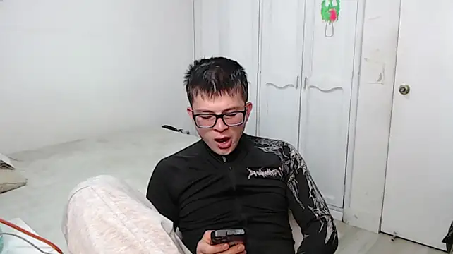 MathewCollin live cam on StripChat