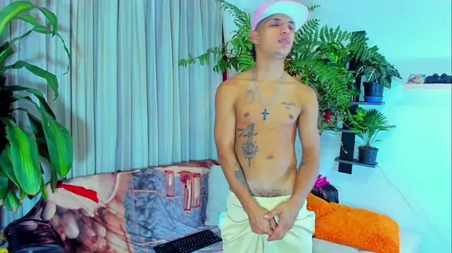 Boy_Leon_X webcam