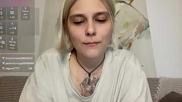 Ella_Bloom webcam