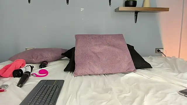 Miia_Bllake_ webcam