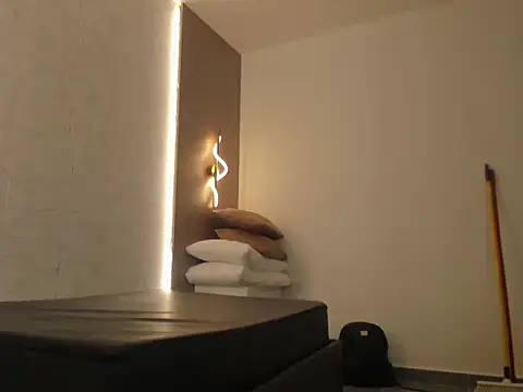 candyy_red_ webcam