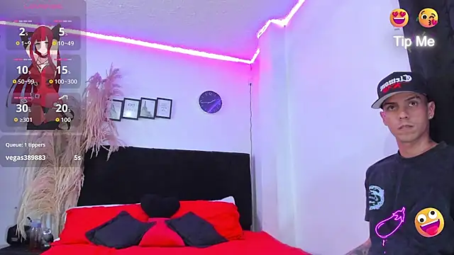 IzzyHiltton_ webcam