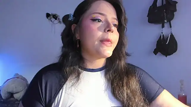 _iamrousie_ webcam