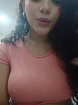 Anahi22 webcam