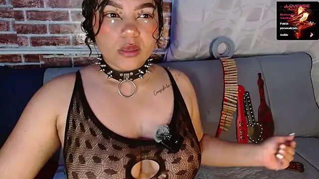 emma_bdsm_ webcam