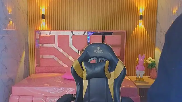 emma___s live cam preview