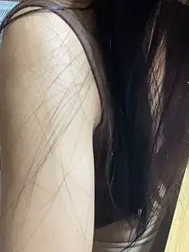 Mina048 live cam on StripChat