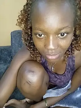 queenpee254 webcam
