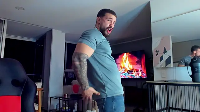 Valenthino_Salvatore webcam