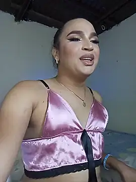 kylieloliskiss