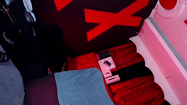 abrilbigcock webcam