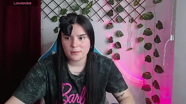 Nika_1_ live cam on StripChat