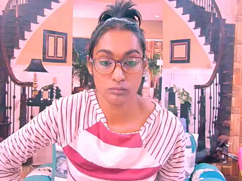 IndianRebel4u2Luv live sex cam