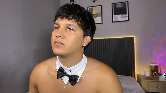 Leo_Savage_ live cam preview