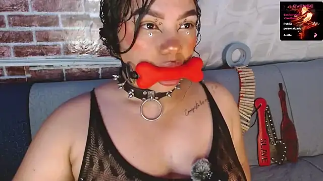 emma_bdsm_