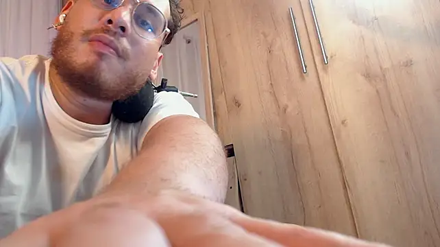 anotherbigboy_ live sex cam