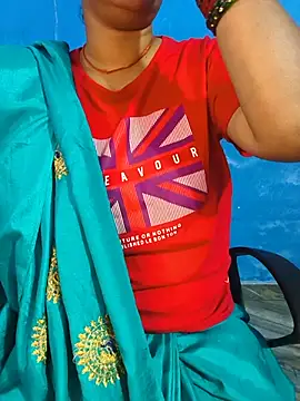 Nautty_jaanu webcam
