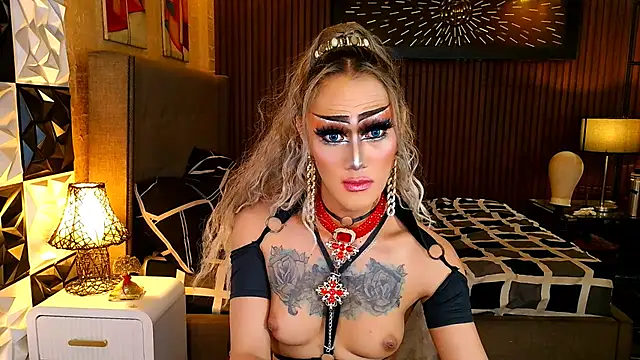 HorseCockDivine webcam