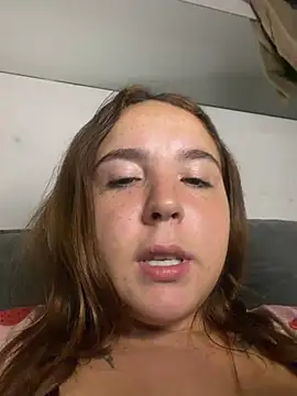 BrunaMendees webcam