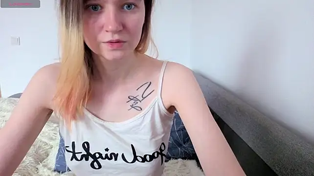 Ericha_Stone webcam