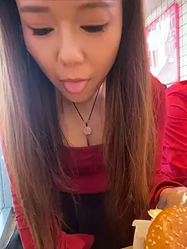 Mia999 webcam