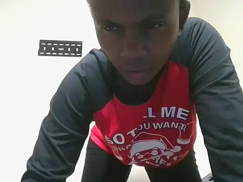 Ebony_squiter webcam