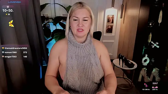 YolandaKiss live cam preview