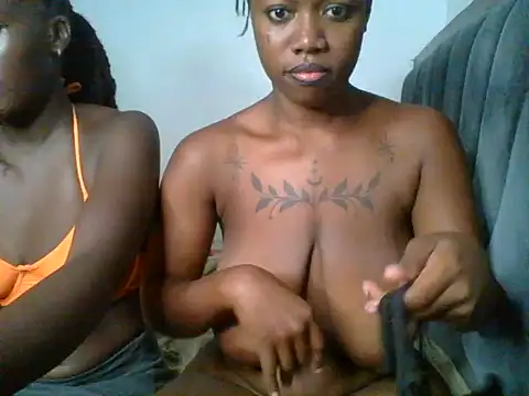 Nasty_Tetty webcam