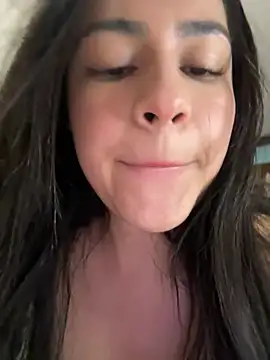 CuteKira7 webcam