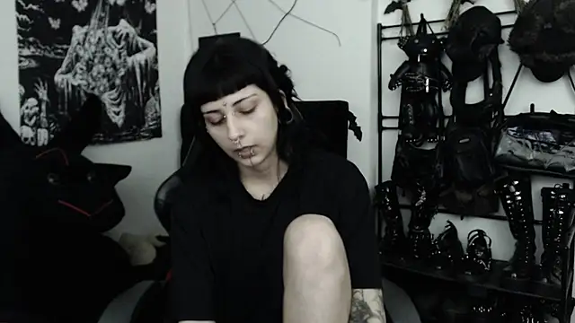 dakota_krall__ webcam