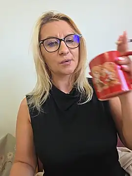 KaylinJan webcam