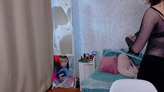 CleoBloom_ webcam