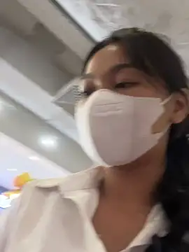 HoneyNana2000 webcam