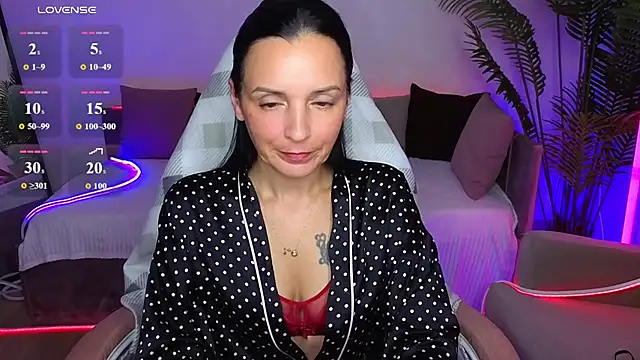FloraElle webcam
