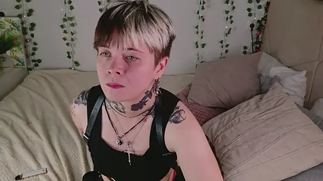 Kitty_Ollive webcam