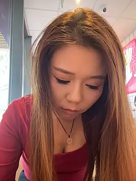 Mia999 webcam