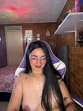 AlessiaGold webcam